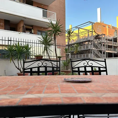 Nui Prestige アパート