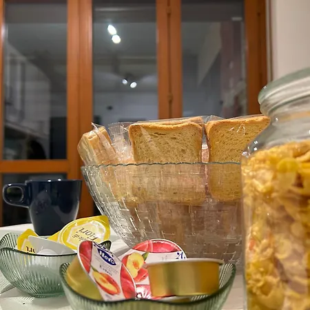 アパート Nui Prestige フィウミチーノ